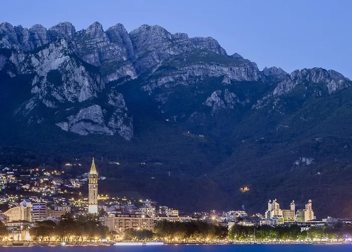 Apartment Little Marina - East Side - Front