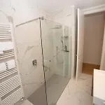 Appartement Little Marina - East Side - Front Malgrate
